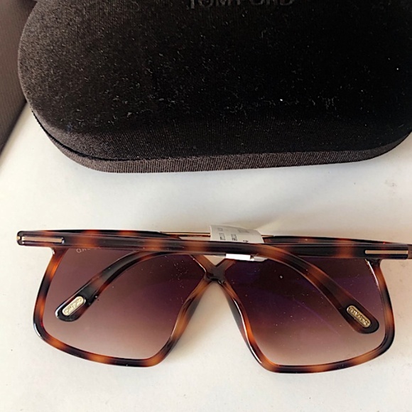 TOM FORD Meryl 64mm Gradient Polarized Oversize Square Sunglasses main image 14